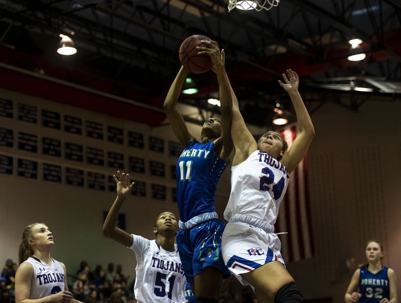 021220-sw-ffc-hoops 01.jpg